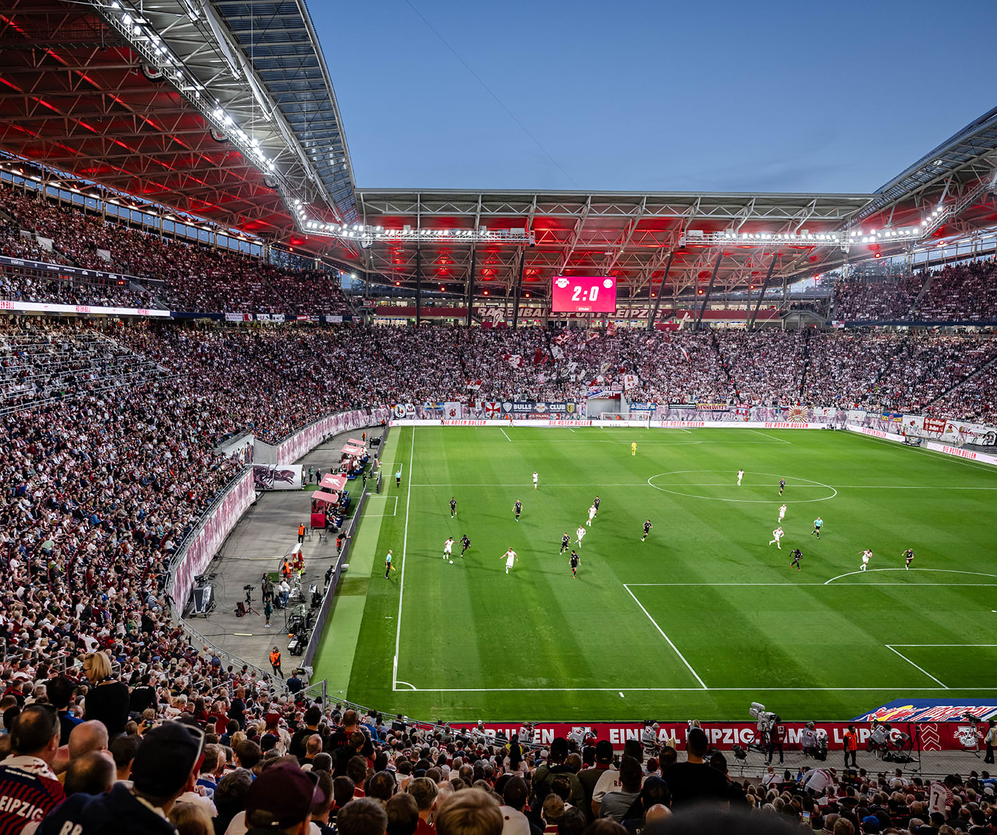 Red Bull Jerseys Shop – 720x603_2x_Onlineshop2 Collection for Every Supporter